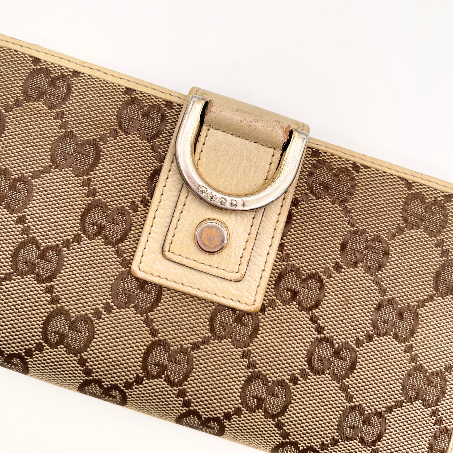 Gucci Canvas Abbey Wallet