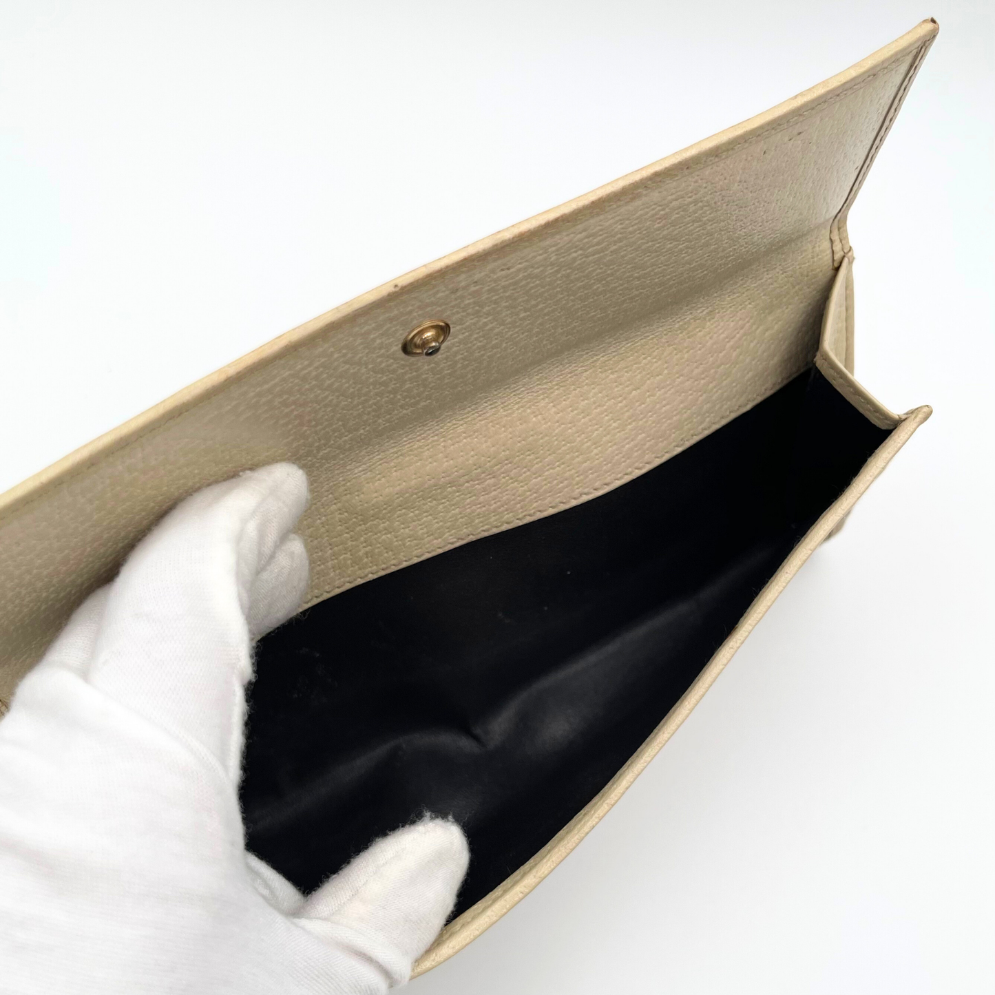 Gucci Canvas Abbey Wallet