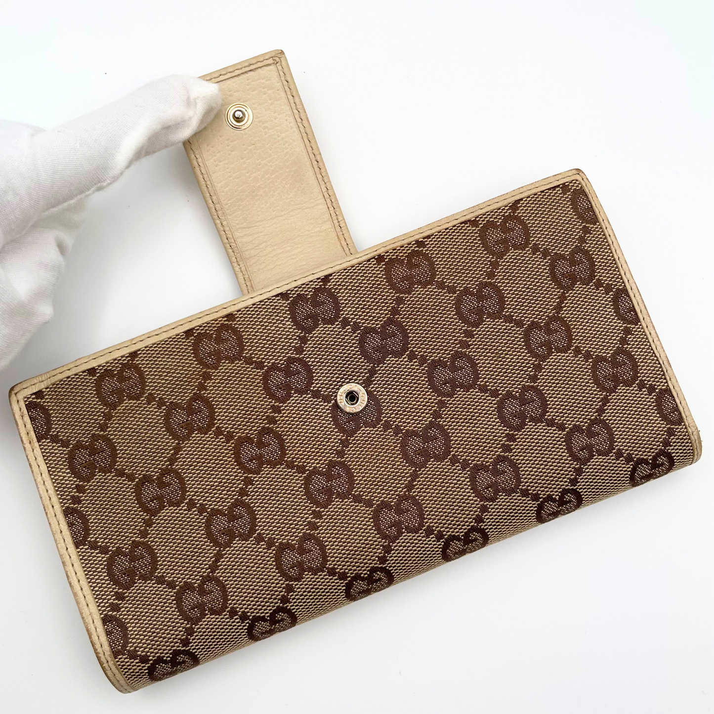 Gucci Canvas Abbey Wallet