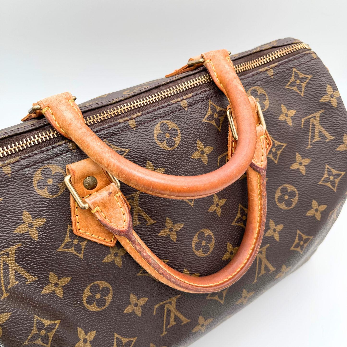 Louis Vuitton Speedy 30 Handbag